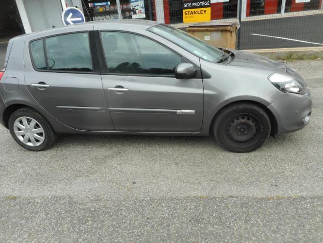 Image Bouton de warning - RENAULT CLIO 3