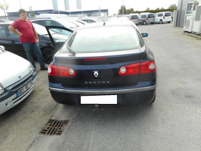 Image Feu arriere secondaire droit (feux) - RENAULT LAGUNA 2