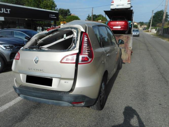 Image Interrupteur de leve vitre avant droit - RENAULT SCENIC 3