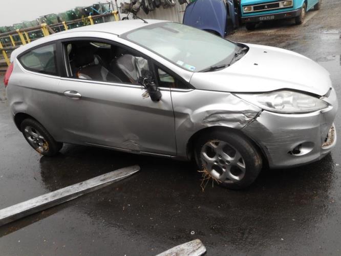 Image Feu arriere principal gauche (feux) - FORD FIESTA 6