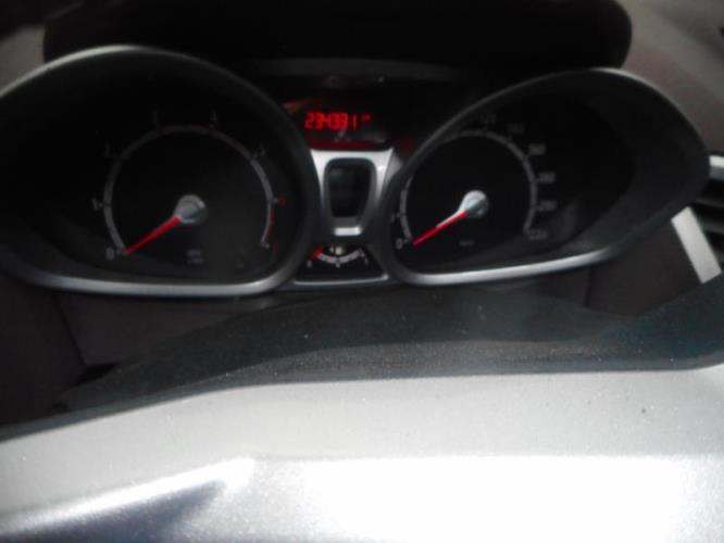 Image Feu arriere principal gauche (feux) - FORD FIESTA 6
