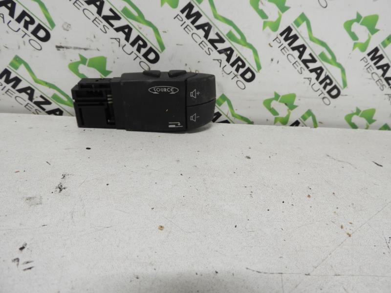 Commande autoradio RENAULT TWINGO 2 PHASE 1  - 1