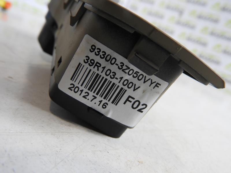 Commande de phare HYUNDAI I 40 PHASE 1 Diesel - 1