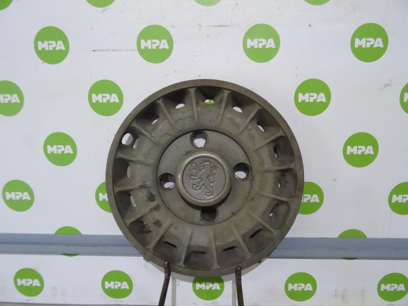 Embellecedor PEUGEOT 604  - 1