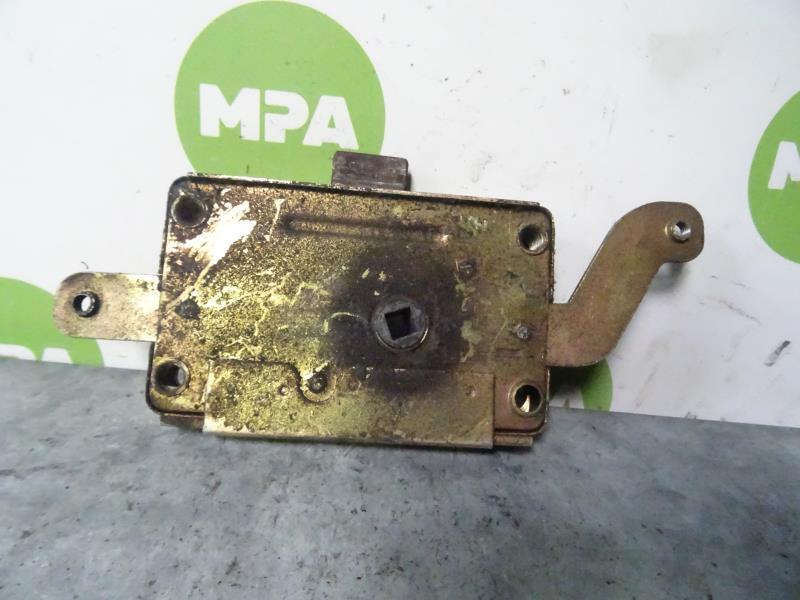 Serratura porta bagagliaio destra VOLKSWAGEN LT 1  - 1