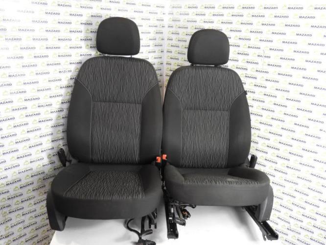 Image Interieur complet - OPEL ASTRA J