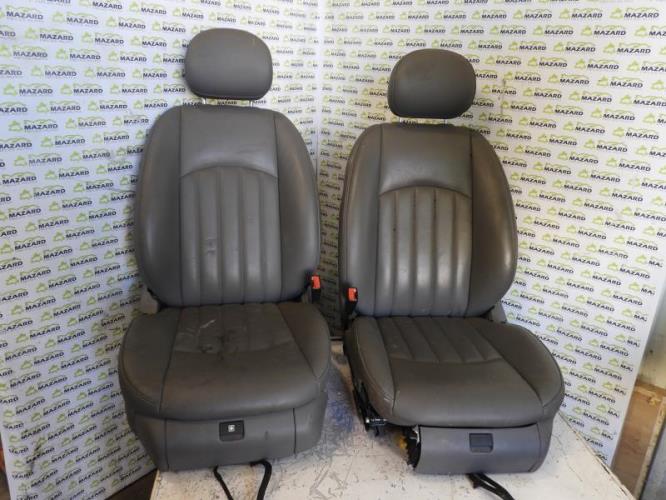 Image Interieur complet - MERCEDES CLASSE CLS 219