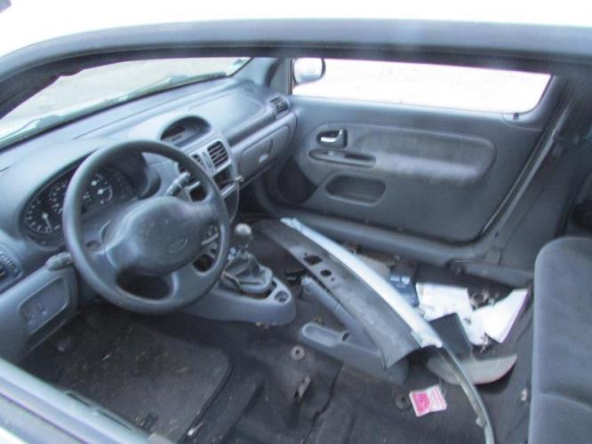 Image Moyeu avant gauche - RENAULT CLIO 2