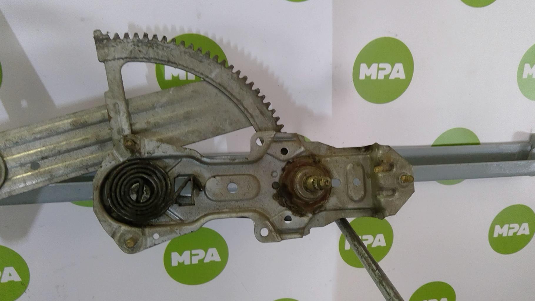 Alzacristalli manuale anteriore destro PEUGEOT 205  - 1
