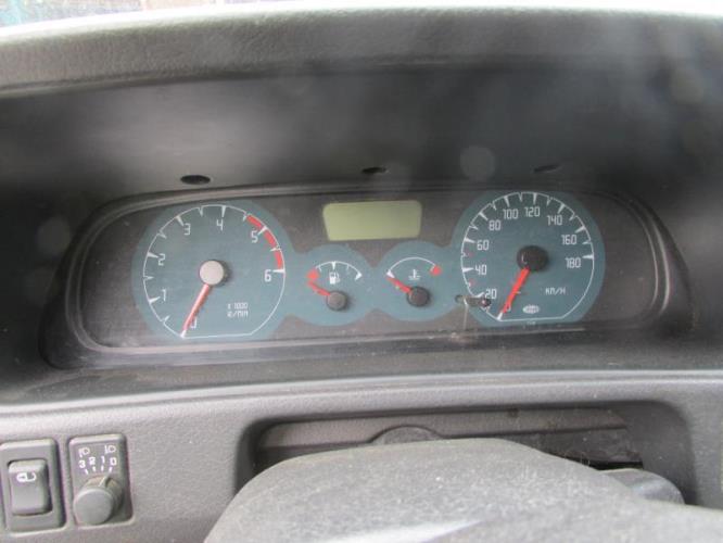 Image Attelage (boule de remorquage) - NISSAN TERRANO 2