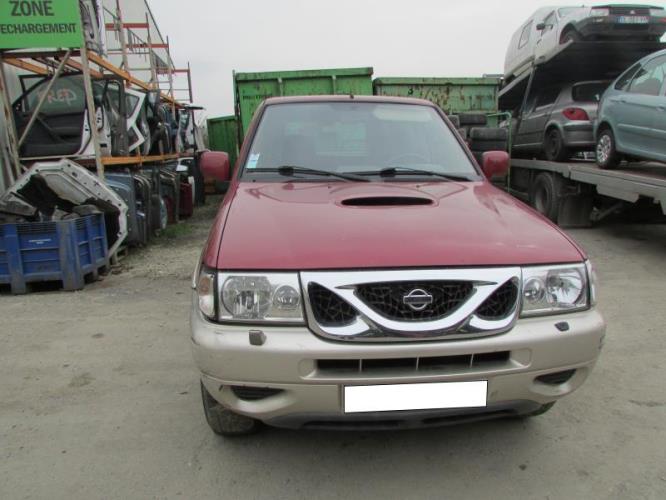 Image Attelage (boule de remorquage) - NISSAN TERRANO 2