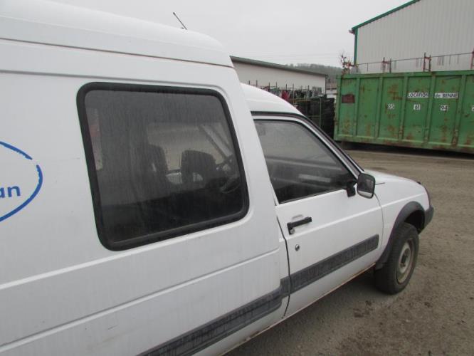 Image Leve vitre mecanique avant droit - CITROEN C15