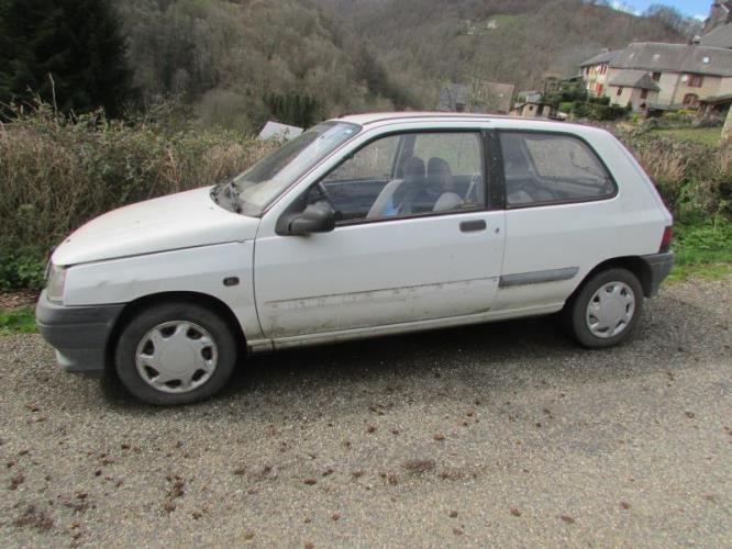 Image Neiman - RENAULT CLIO 1