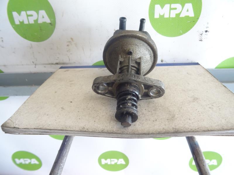 Pompe à carburant PEUGEOT 405  - 1