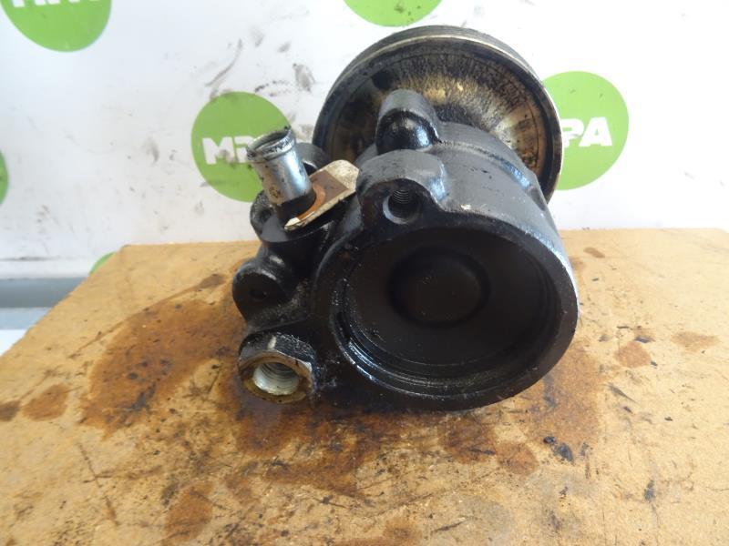 Pompe de direction RENAULT R19 PHASE 2  - 1