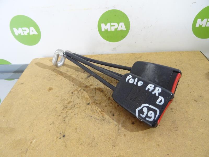 Aggancio cintura sicurezza posteriore destro VOLKSWAGEN POLO 3 PHASE 1  - 1