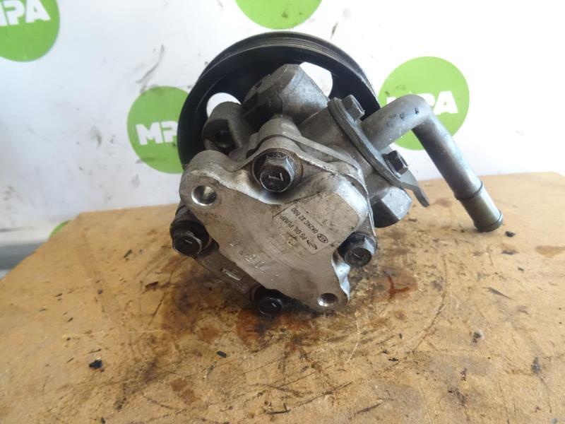 Pompe de direction KIA CARENS 2 Diesel - 1
