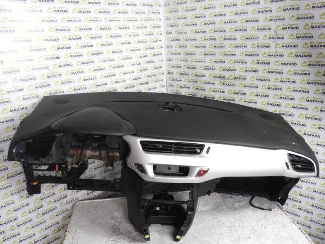 Image Planche de bord complete - CITROEN DS3