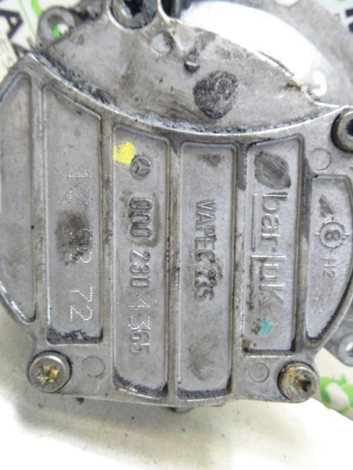 Image Pompe à vide - MERCEDES CLASSE E 210