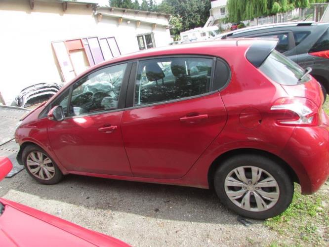 Image Poignee porte arriere gauche - PEUGEOT 208 1