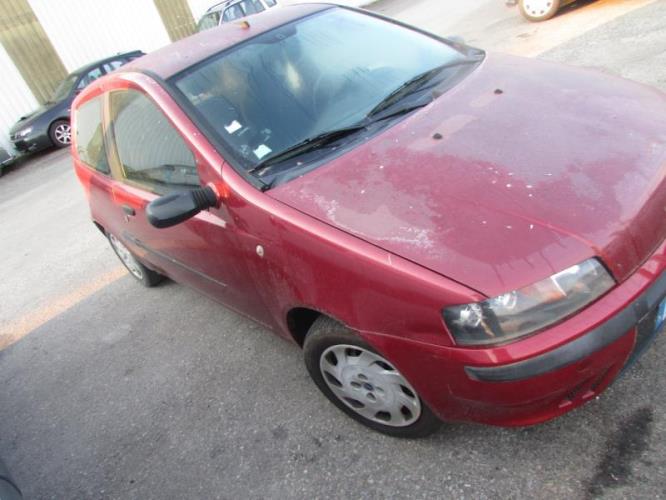 Image Pare choc avant - FIAT PUNTO 2