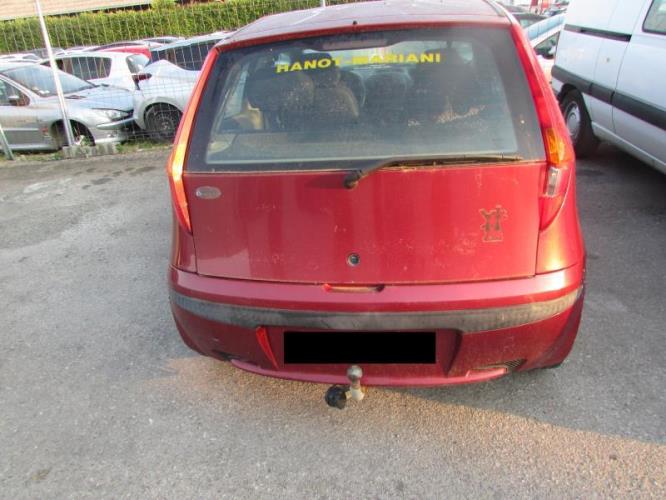 Image Pare choc avant - FIAT PUNTO 2