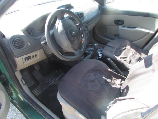 Image Trappe d'essence - RENAULT CLIO 3