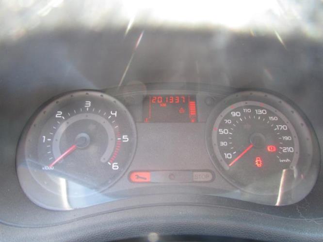 Image Trappe d'essence - RENAULT CLIO 3