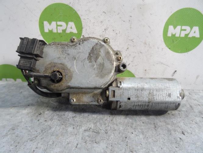 Image Moteur essuie glace arriere - VOLKSWAGEN GOLF 2