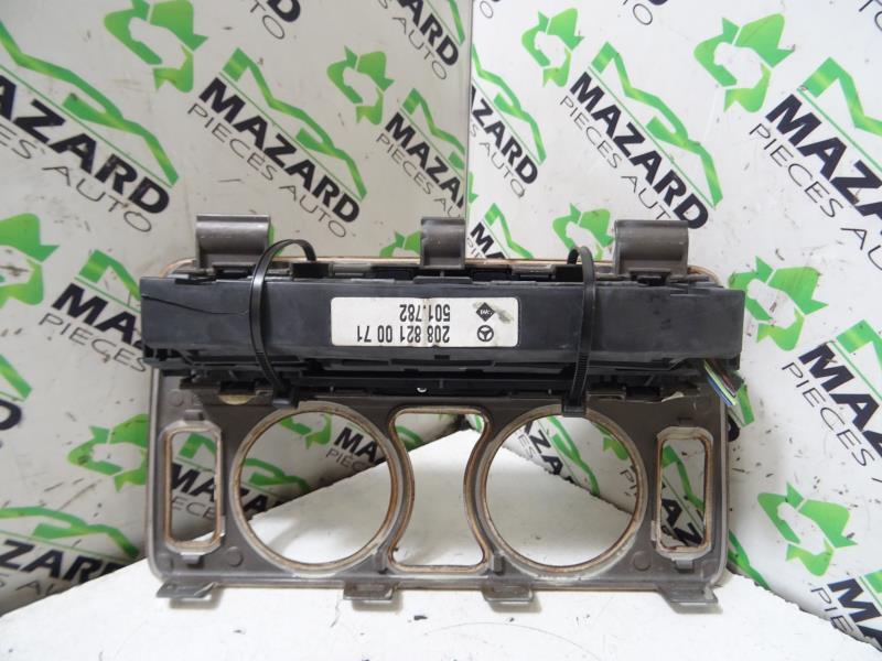 Interruttore luci emergenza MERCEDES CLASSE CLK 208 PHASE 1 COUPE Gasolina - 1