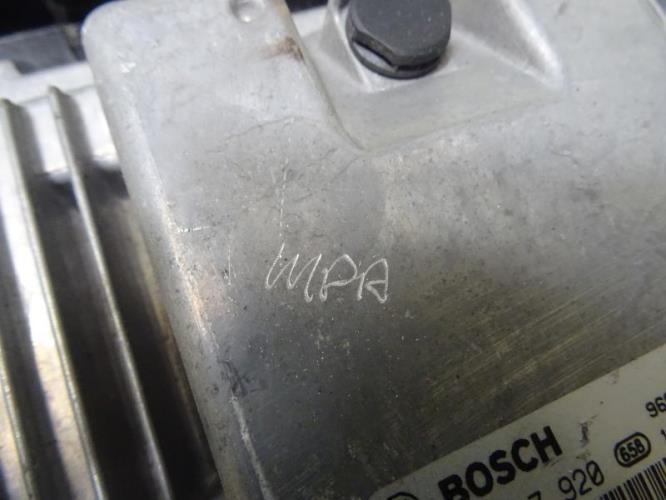 Image Calculateur moteur - PEUGEOT 208 1