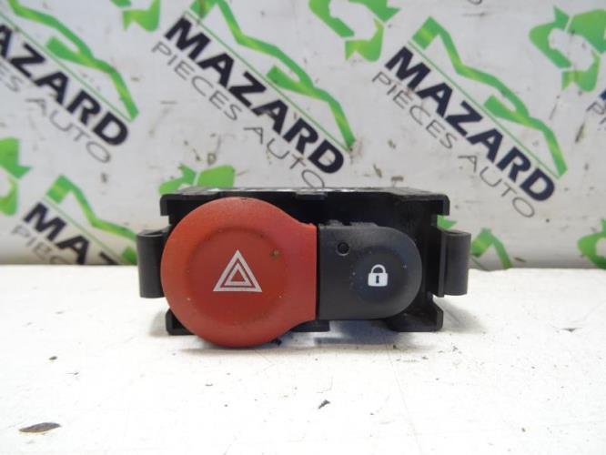 Image Bouton de warning - RENAULT CLIO 3