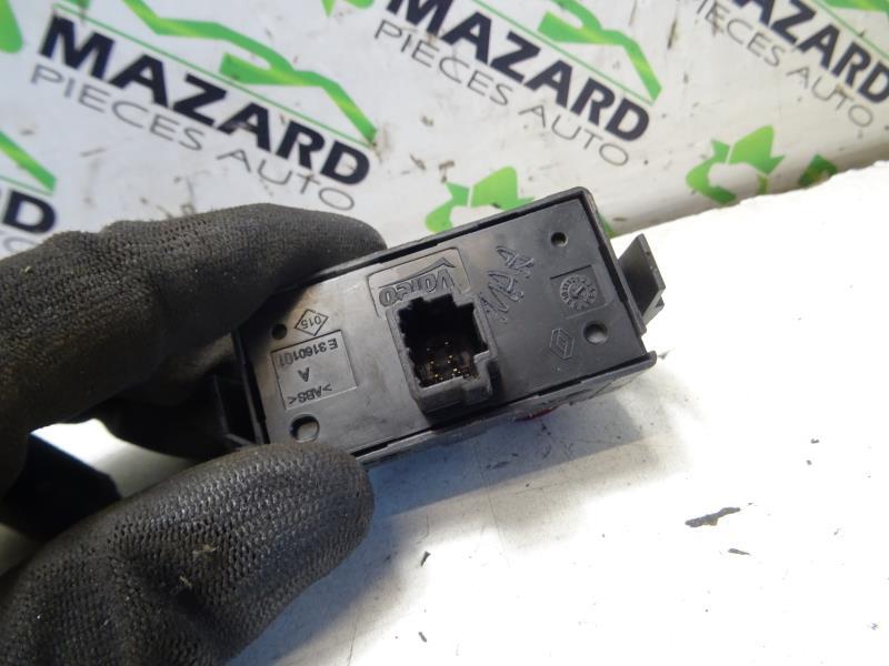 Bouton de warning RENAULT CLIO 3 PHASE 2 Diesel - 1