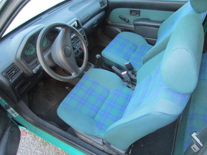 Image Verin de capot - PEUGEOT 106