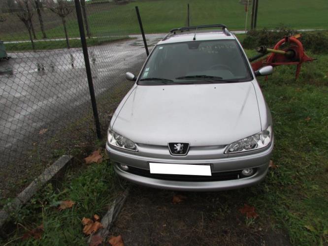 Image Feu arriere principal droit (feux) - PEUGEOT 306
