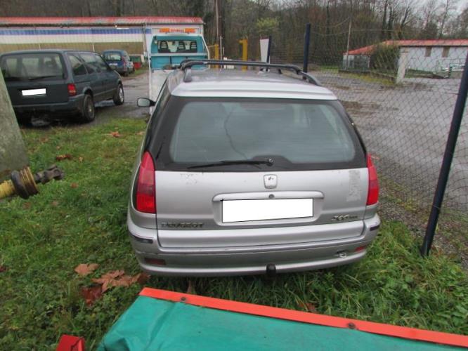 Image Feu arriere principal droit (feux) - PEUGEOT 306