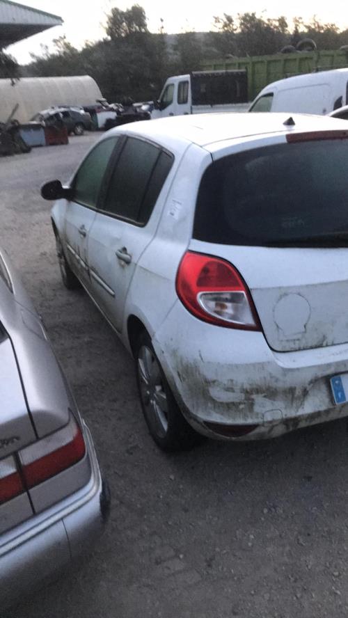 Image Malle/Hayon arriere - RENAULT CLIO 3