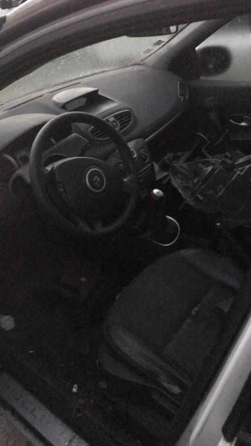 Image Malle/Hayon arriere - RENAULT CLIO 3