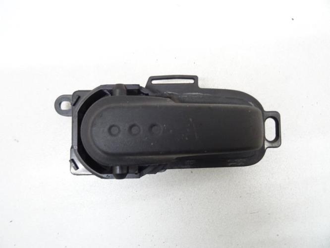 Image Poignee interieur arriere droit - NISSAN MICRA 3