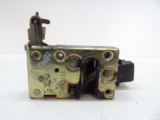 Image Serrure avant droit - PEUGEOT 405