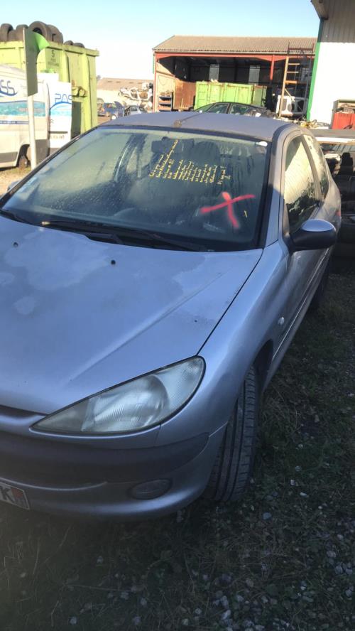 Image Calculateur moteur - PEUGEOT 206