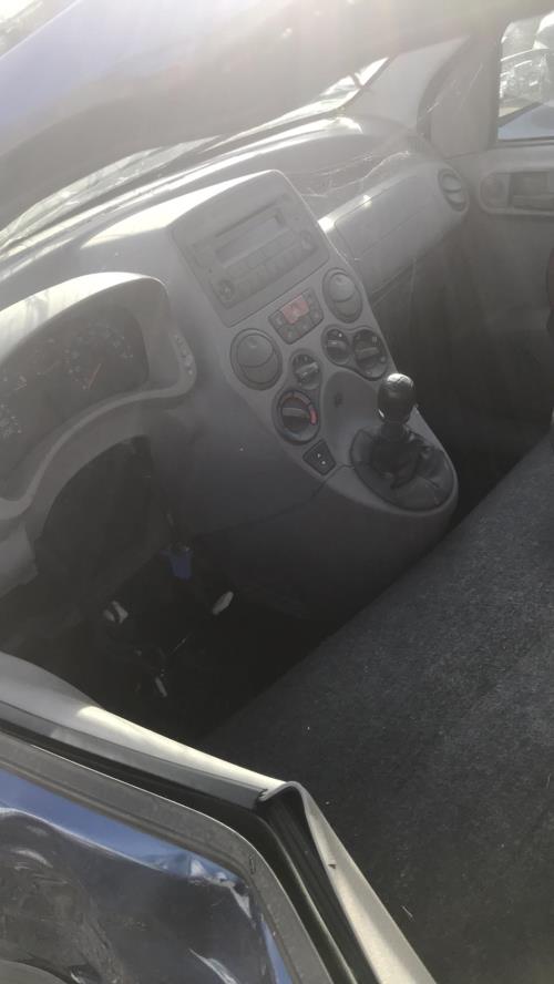 Image Moyeu avant gauche - FIAT PANDA 2
