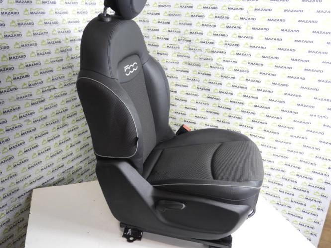 Image Siege avant droit - FIAT 500X