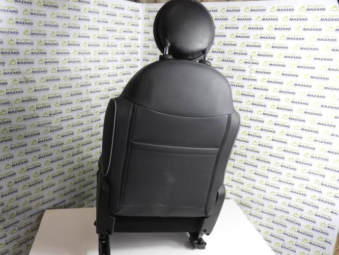Image Siege avant droit - FIAT 500X