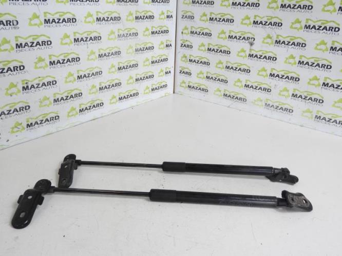 Image Verin de coffre - TOYOTA YARIS 3