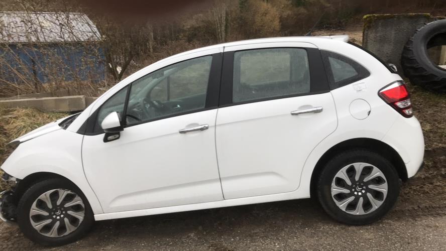 Image Feu arriere secondaire gauche (feux) - CITROEN C3 2