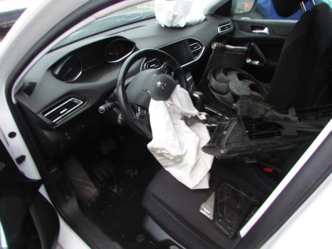 Image Reservoir - PEUGEOT 308 2