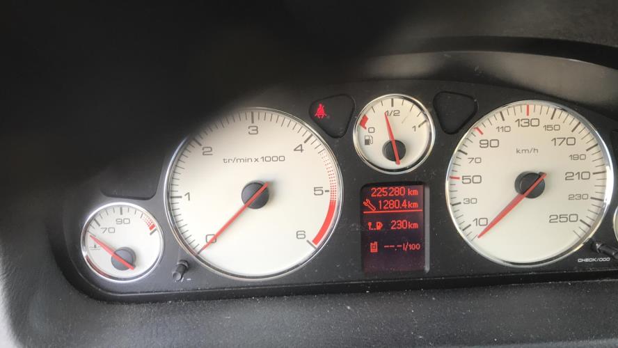 Image Volant - PEUGEOT 407