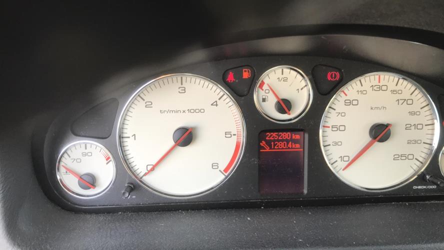 Image Volant - PEUGEOT 407