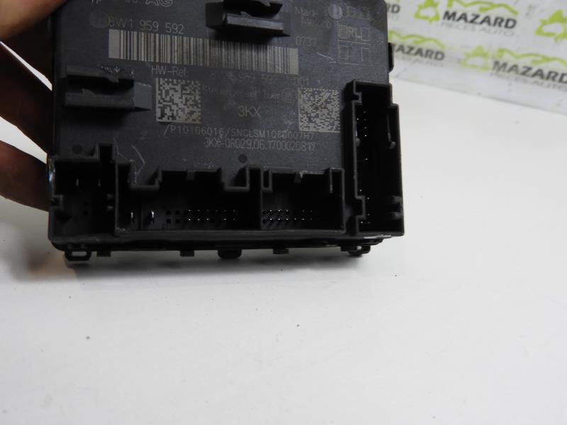 Boitier de centralisation AUDI Q5 2 PHASE 1 Diesel - 1